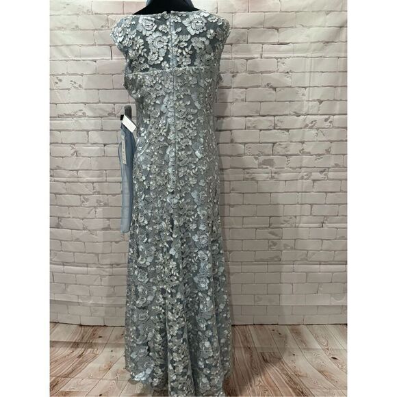 Alex Evenings Women's Long Sleeveless Dress with Shawl light blue lace size 10 - Picture 8 of 12